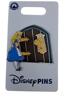 Disney Parks Alice in Wonderland Curious Alice & Door Knob Pin
